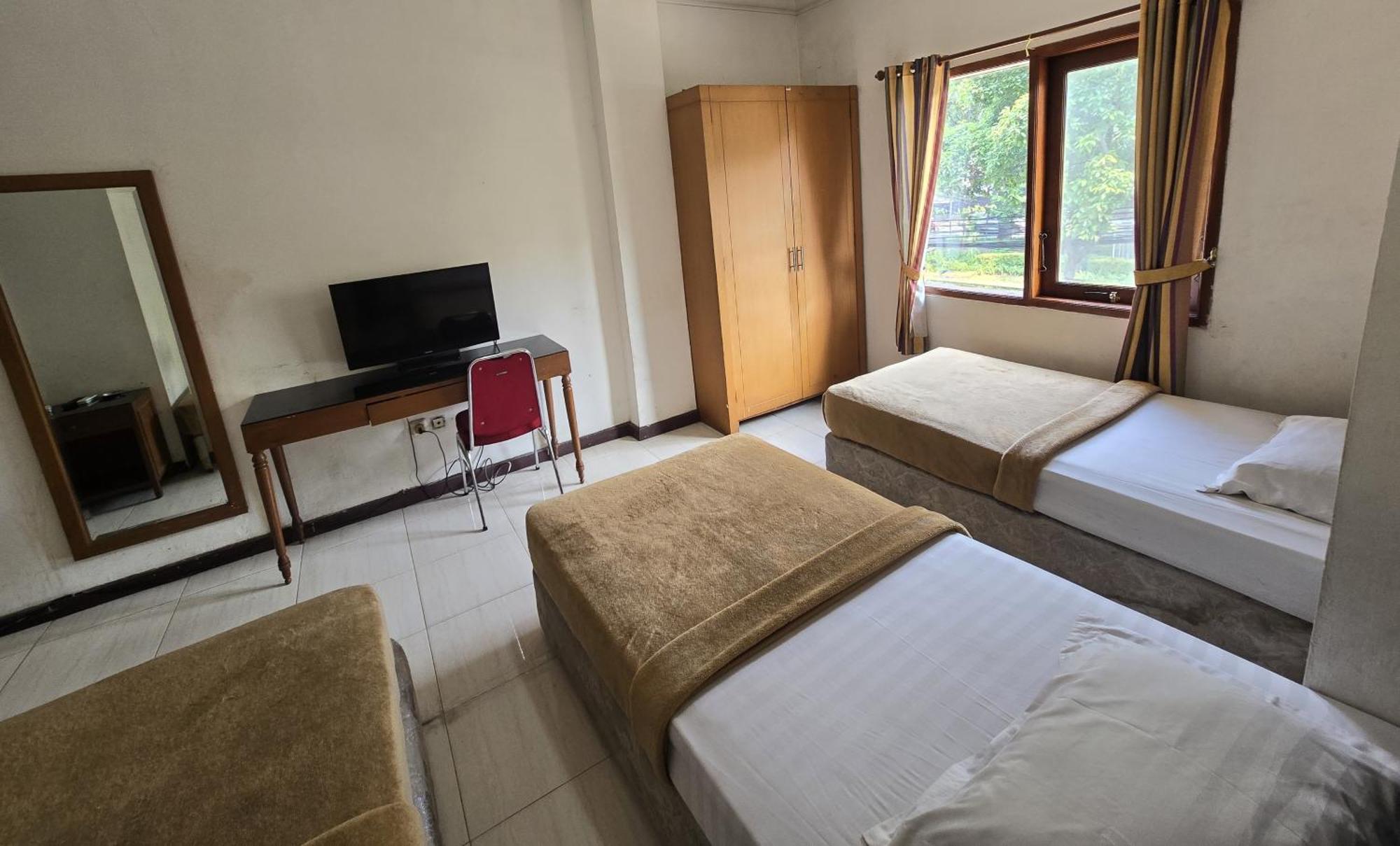 Hotel Maxim Kwitang Dżakarta Pokój zdjęcie