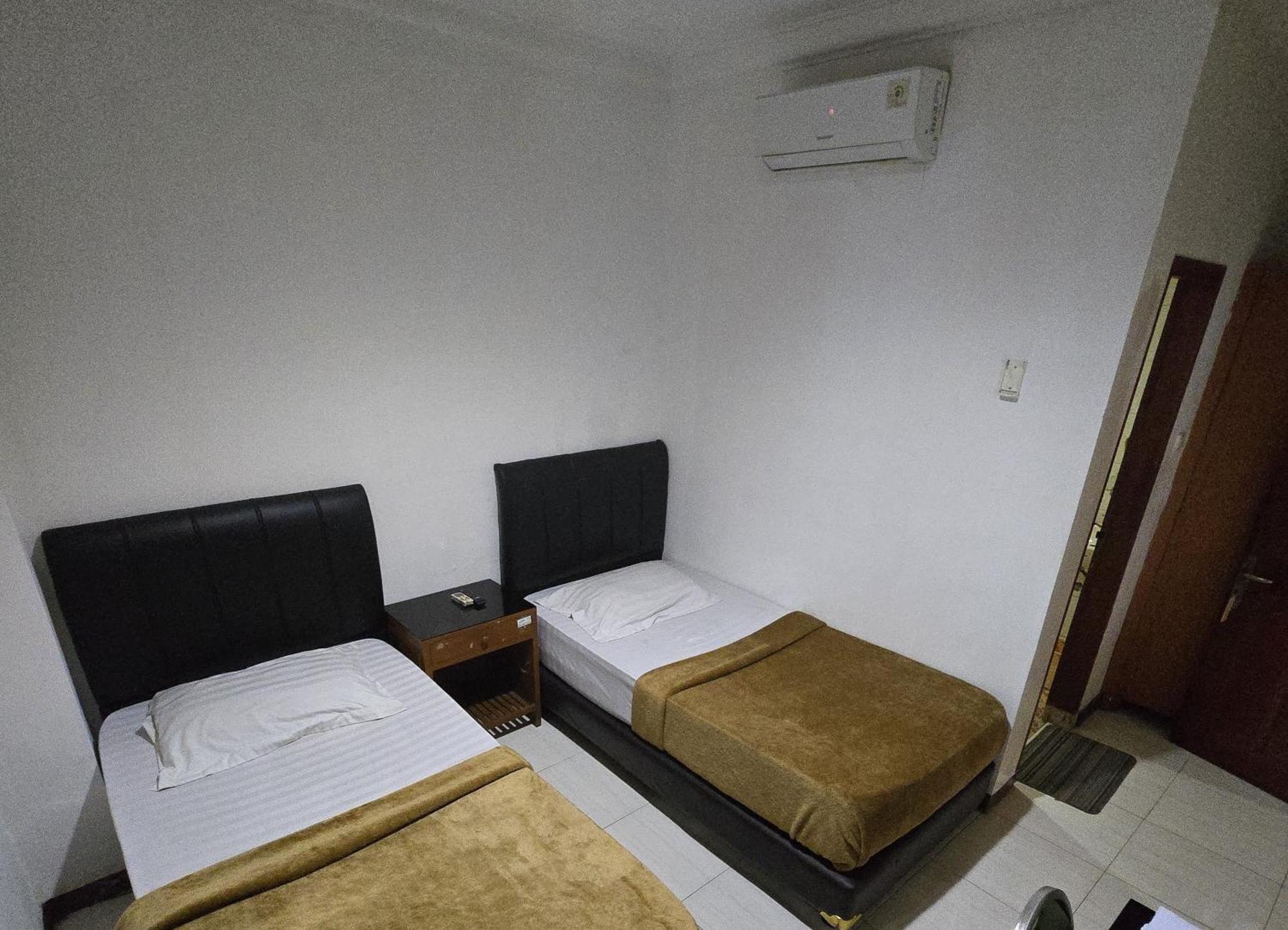 Hotel Maxim Kwitang Dżakarta Pokój zdjęcie